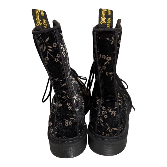 Dr. Martens Womens Size 7 Black Velvet Floral 8-Eye Boots Vintage Rare - Picture 3 of 6